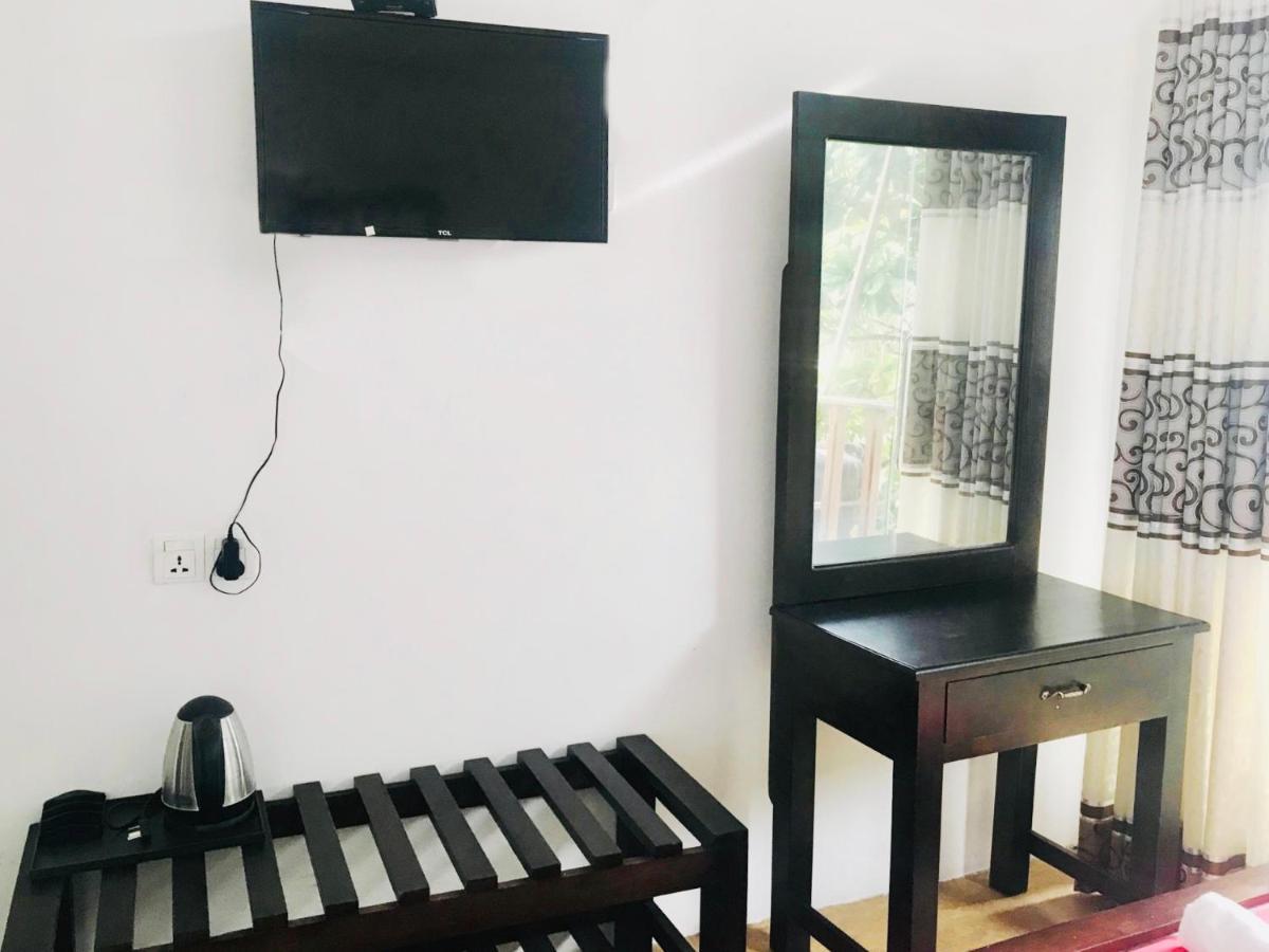 Sea Beach Resort Negombo Dış mekan fotoğraf